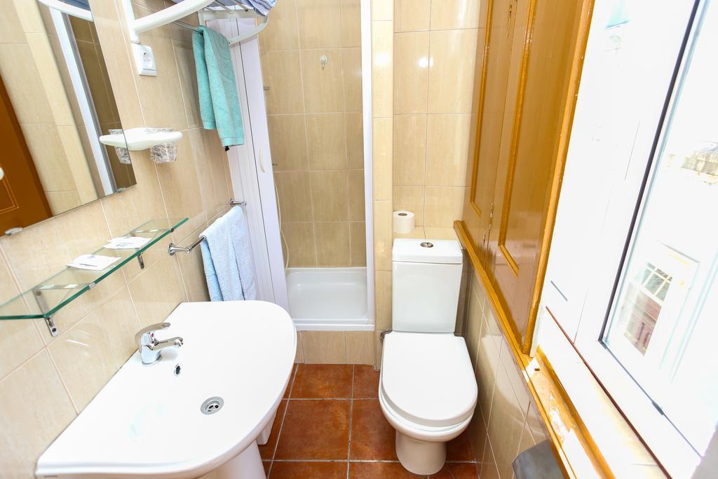 Residencial Aviz Guest house